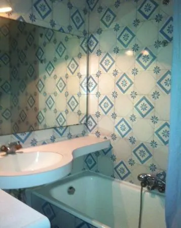 Appartement Avec Amarrage Et Jardin Apartmán *